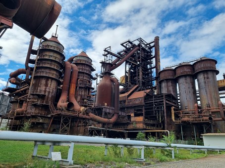 zdjęcie przedstawia Podsekretarza Stanu w MFiPR Konrada Wojnarowskiego