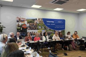 Zdjęcie uczestników grupy roboczej przygotowującej program Interreg Polska-Saksonia na lata 2028-2034